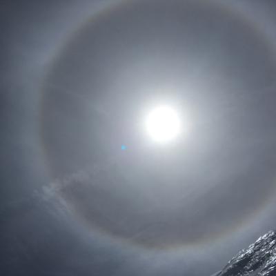 63 Arco Di Ghiaccio Intorno Al Sole O Halos Dal Latino